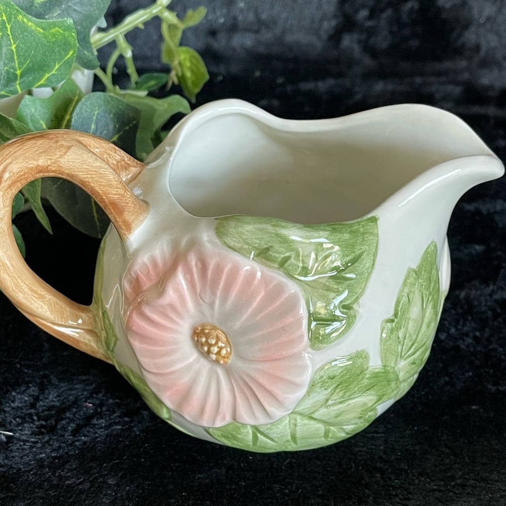 Fritz and Floyd Hibiscus Flower Creamer 1987